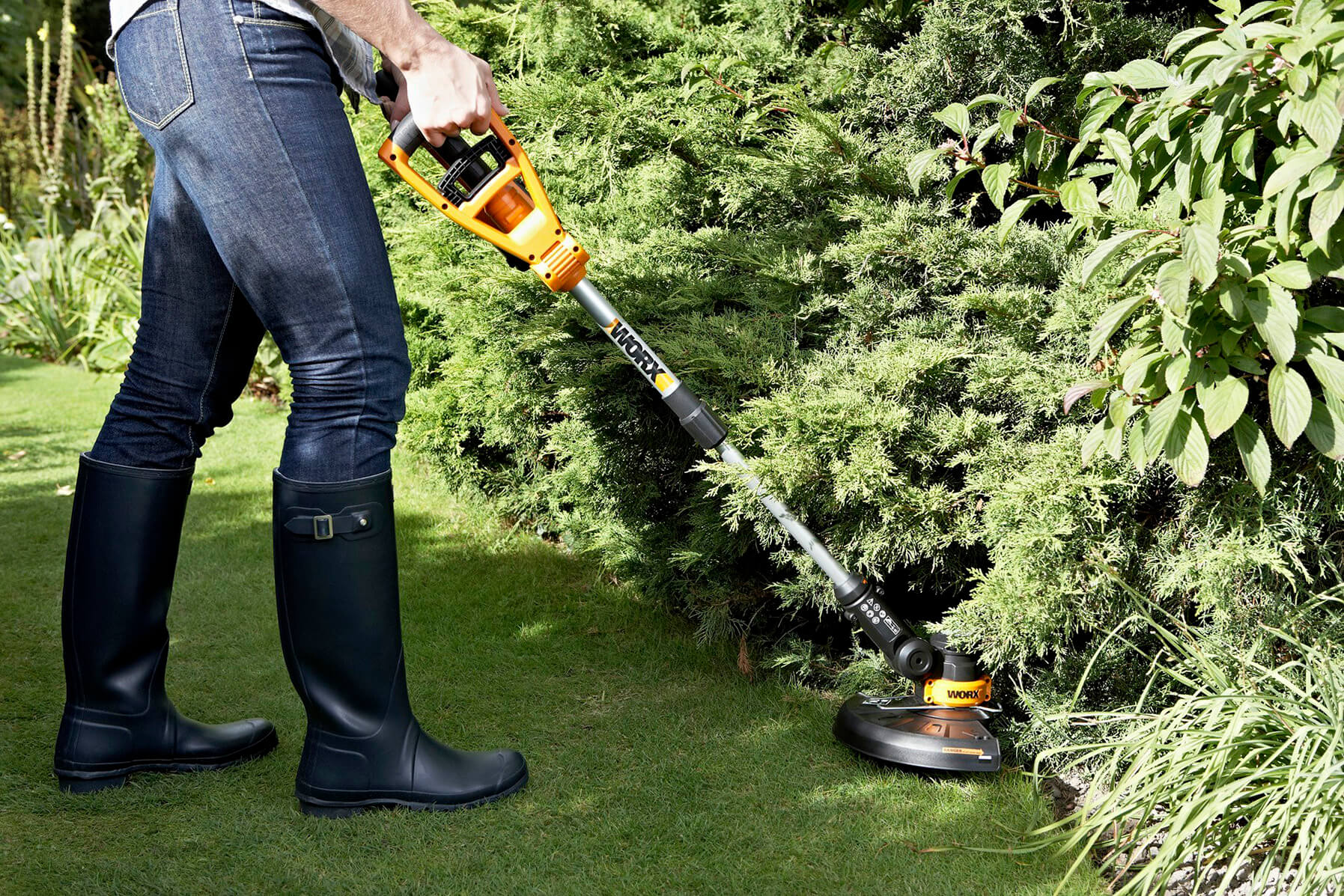 10 Best Grass Trimmer Reviews 2022 Ultimate Buying Guide